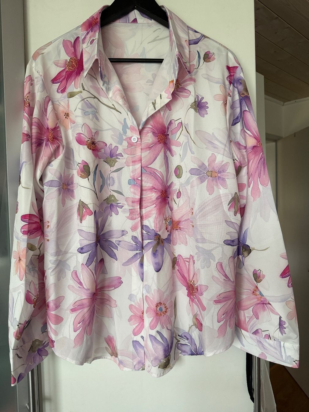 Camicette: Schöne neue Bluse Gr XL – Usato da Altishofen venduto da UrsulaP0102
