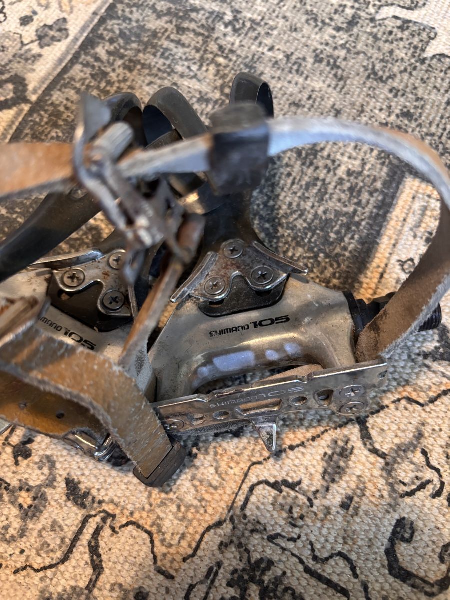 Shimano Ersatzteile: Pedal riemen Shimano 105 – Gebraucht aus Thalwil von floh_biss161 1