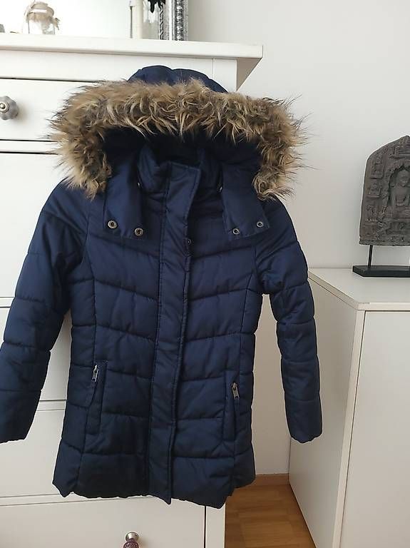 Giacche & Cappotti: Wintermantel Gr.134 Mädchen – Usato da Oberaach venduto da Svea11