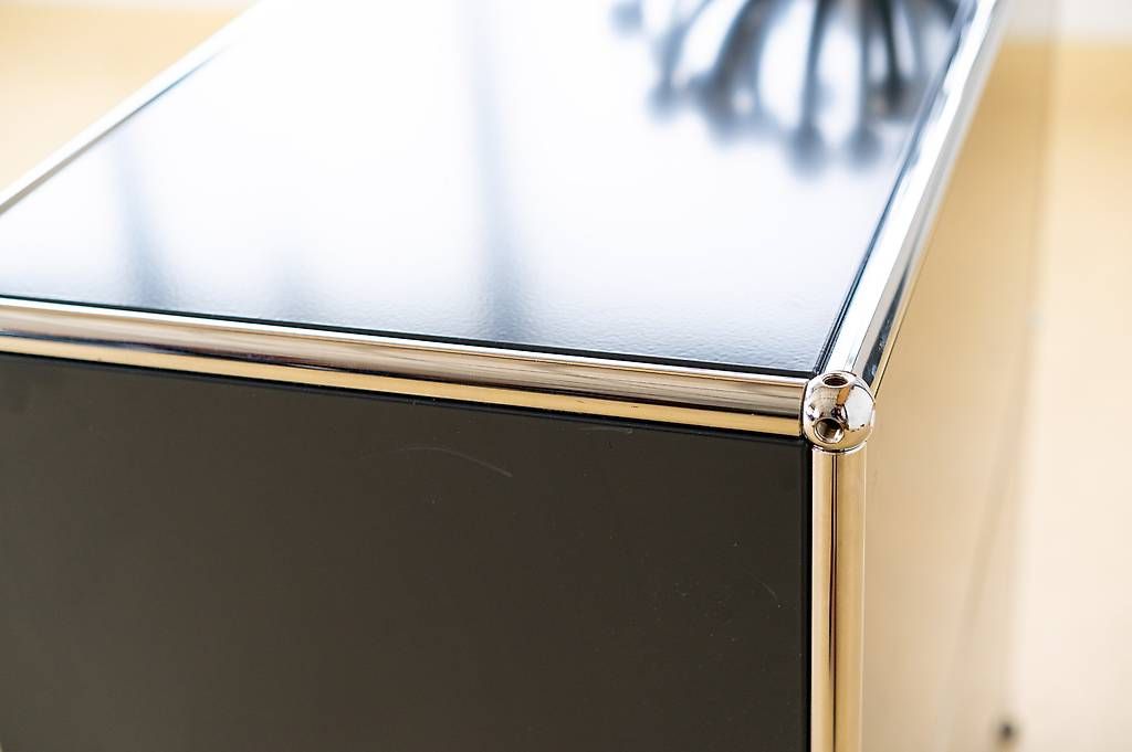 USM Scaffali: USM Sideboard in Anthrazitgrau, neuwertig! – Usato da Meinisberg venduto da atelier_TILIJA 5
