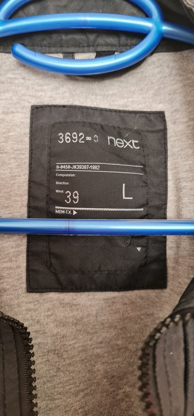 Giacche: Super Jacke Schwarz von Next Grösse L – Usato da Baden venduto da swiss-alps 2