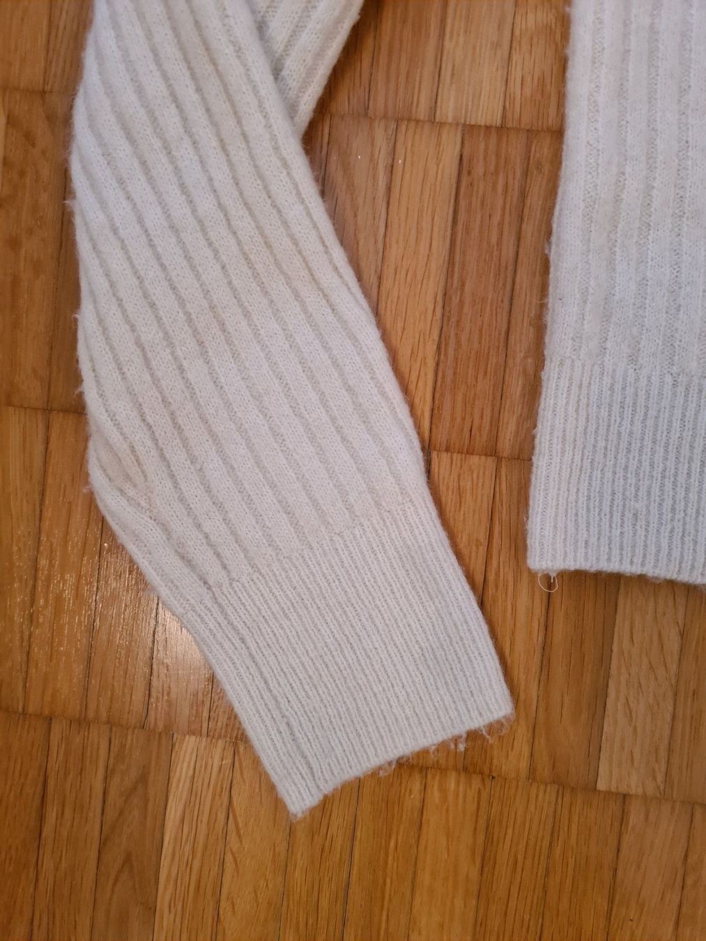 H&M Maglioni & Felpe: H&M Pulli Gr. XS – Usato da Jona venduto da Good_luck_ 3