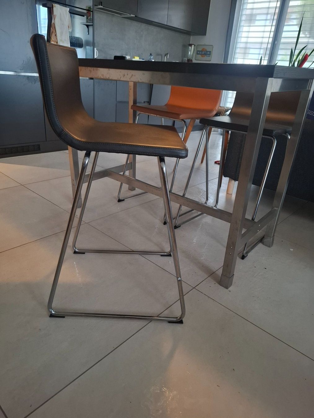 Ikea Set de table et chaises: Hochtisch mit 4 Stühlen • Bartisch • IKEA • Kleiner Esstisch – D'occasion à Ottenbach par Rasenmaeeher 4