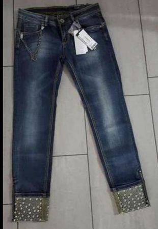 NEUE Damen Jeans aus Denim – Größe EU W28