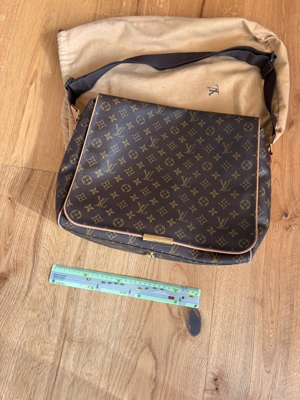 Borse: Sac Louis Vuitton marron authentique avec dustbag! – Usato da La Chaux-de-Fonds venduto da Kent_walker 2