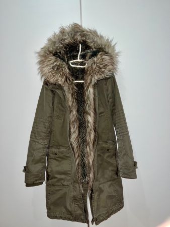 Bellissima e calda parka