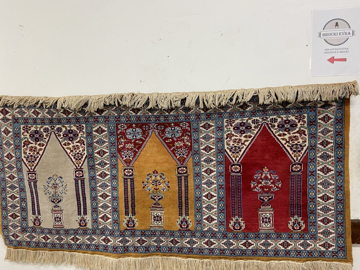 Tappeti: Vintage Wandteppich mit Fransen – Usato da Dietikon venduto da brocki-eyra 5