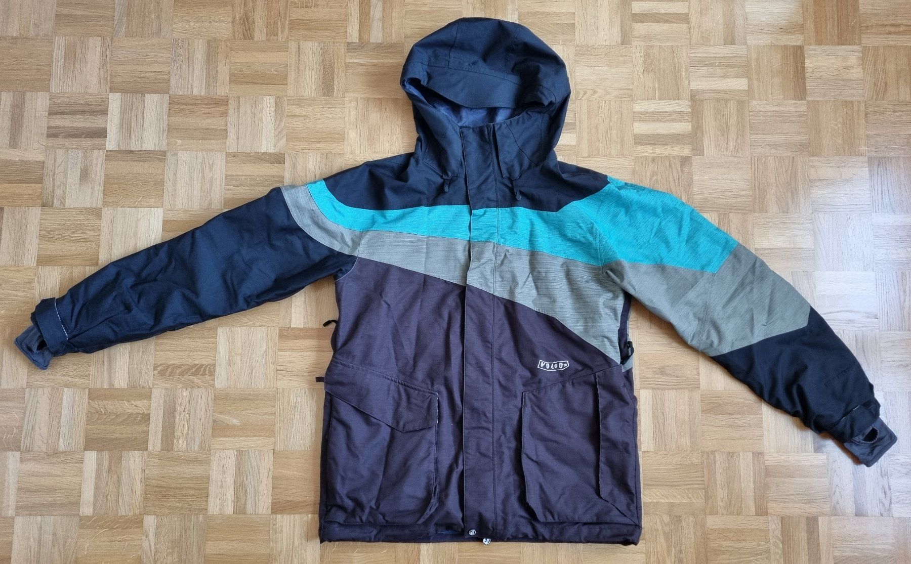 Volcom Giacche: Volcom Herren-Snowboardjacke, Grösse L – Usato da Schliern b. Köniz venduto da hirondelle276
