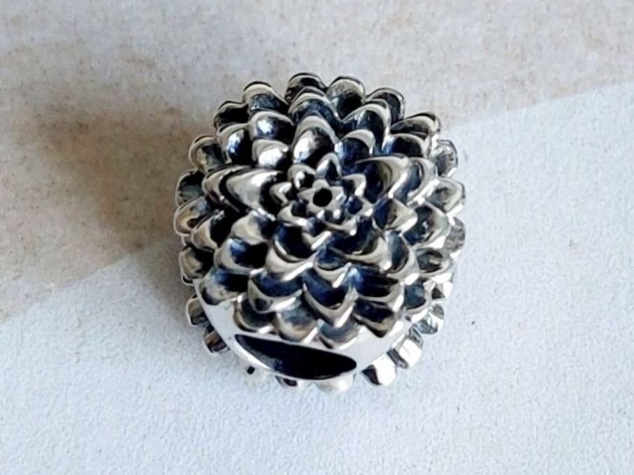 Ciondoli: Chamila Bead Silber 925 – Nuovo (secondo la descrizione) da Madetswil venduto da triforuz