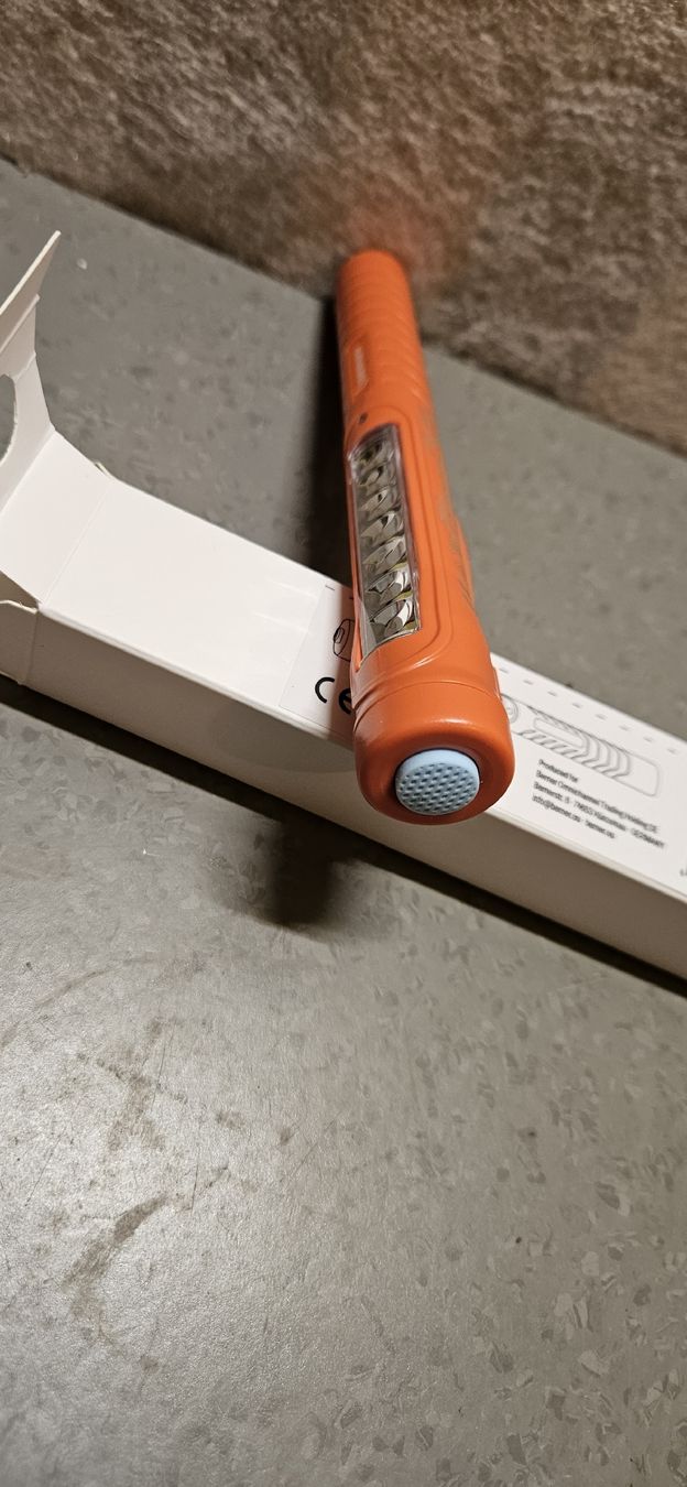 Philips Lampade: Berner Werkstattlampe LED Handleuchte  – Nuovo e nell'imballaggio originale da Baar venduto da Vel...Baar45 5