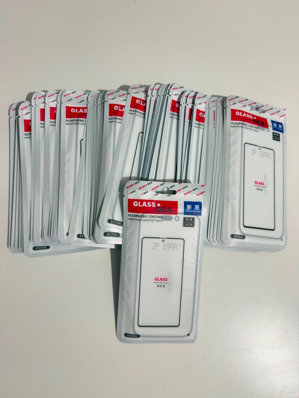 Apple Telefoni cellulari / Smartphones: Glass Oca Iphone 15 Pro Imported – Nuovo e nell'imballaggio originale da Leukerbad venduto da mig_8bbp