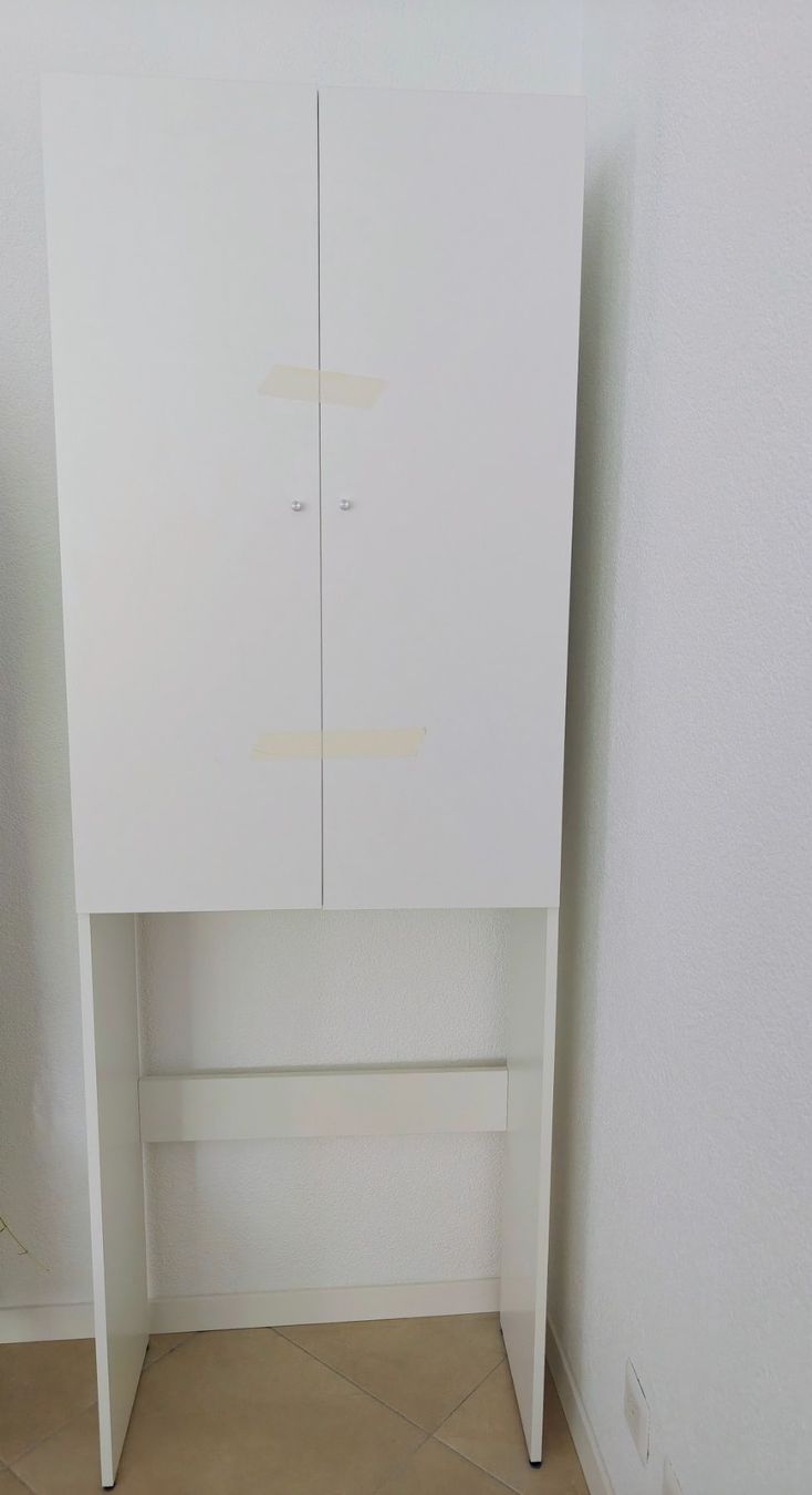 Ikea Armadi: IKEA Njsyön pour lave-linge – Usato da Ecublens VD venduto da oomari