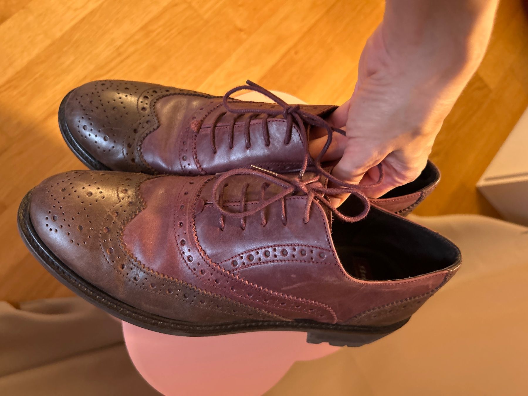 Damenschuhe: Lederhalbschuh – Gebraucht aus zuerich von rotezora03