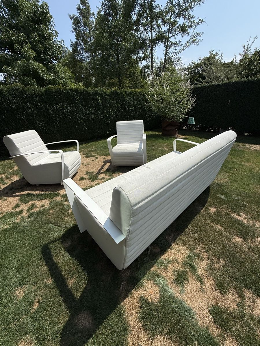 Poltrone: Skyline Design Gartenlounge weiss. 3-er-Sofa plus 2 Sessel  – Usato da Weinfelden venduto da ff57 1