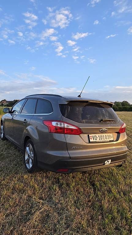 Ford Automobili: Ford Focus Break occasion bon état – Usato da Ecublens VD venduto da nem_q67n 1