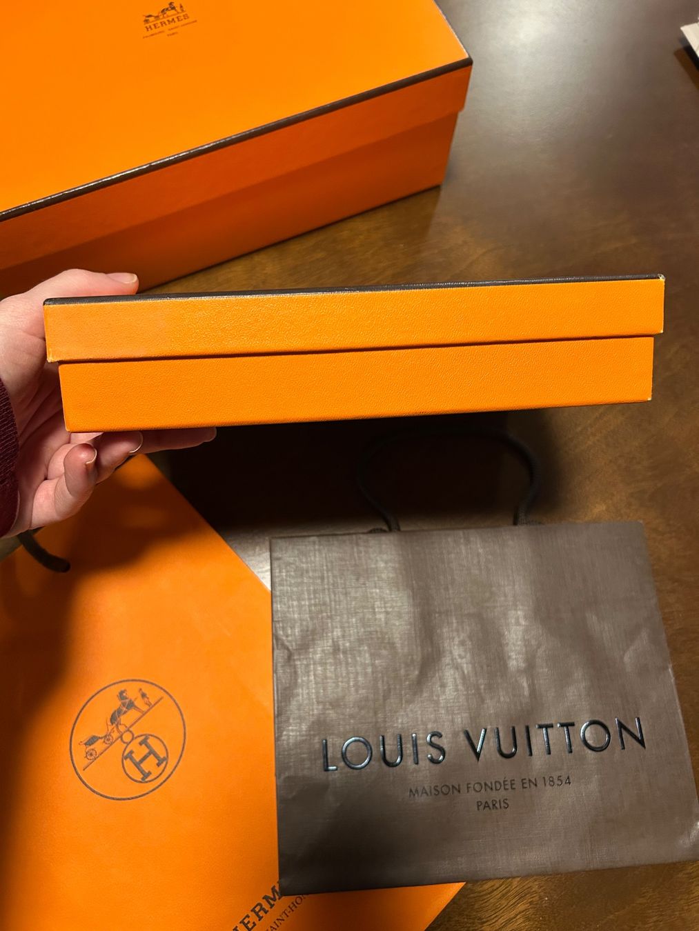 Hermès Sacs femmes: Boîtes Hermès – D'occasion à Perroy par MR6. 3