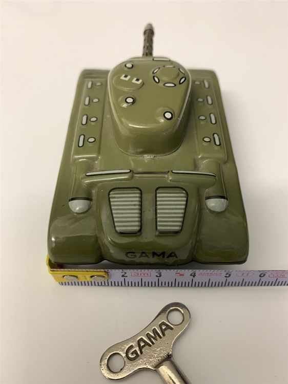Gama Panzer Kanone funkt und bewegt sich 2