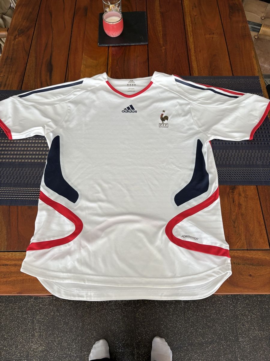 Canottiere & Pantaloni: Frankreich Trainings Trikot – Usato da Rheinfelden venduto da ger_8zjb