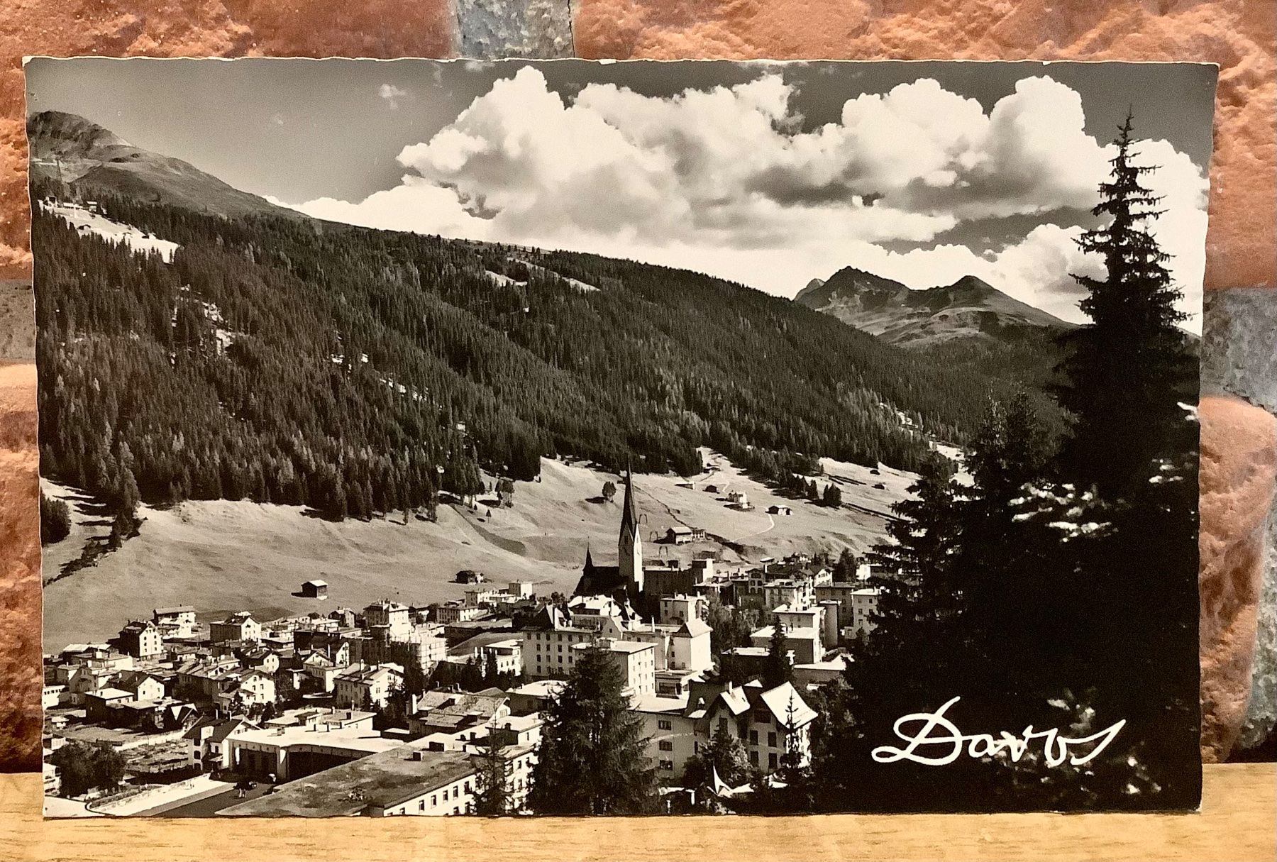 Cartoline postali: 1963 - DAVOS-PLATZ gegen das Aelplihorn - Engadin – Usato da Root venduto da ENGLAND-TREASURES