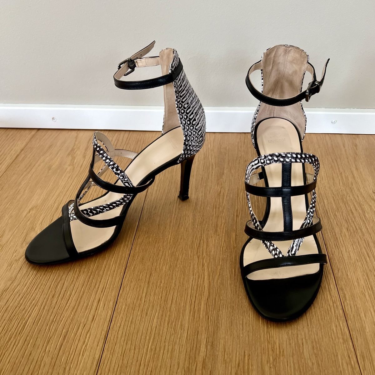Navyboot Damenschuhe: Sandale mit Absatz von NAVYBOOT – Gebraucht aus Baden von anja.vanessa 3
