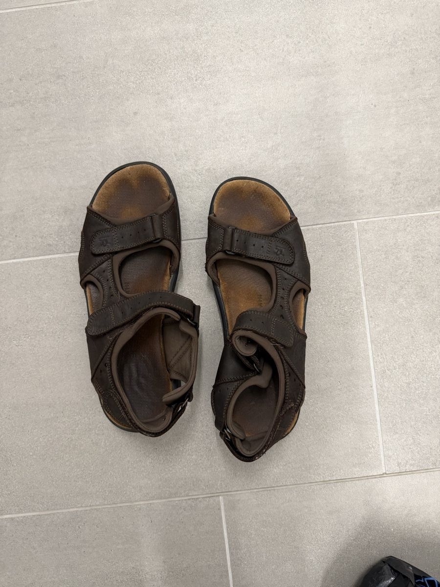 Scarpe da uomo: Sandalen, Leder, Gr 43 – Usato da Frauenfeld venduto da simme81