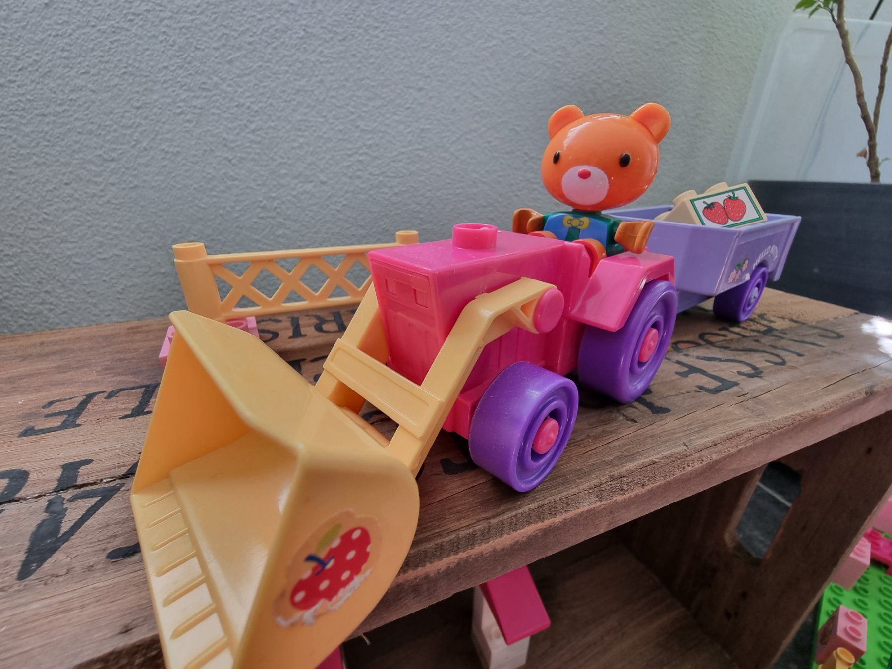 Duplo Spielzeuge: Duplo Hello Kitty Haus / Villa – Gebraucht aus Untersiggenthal von  5