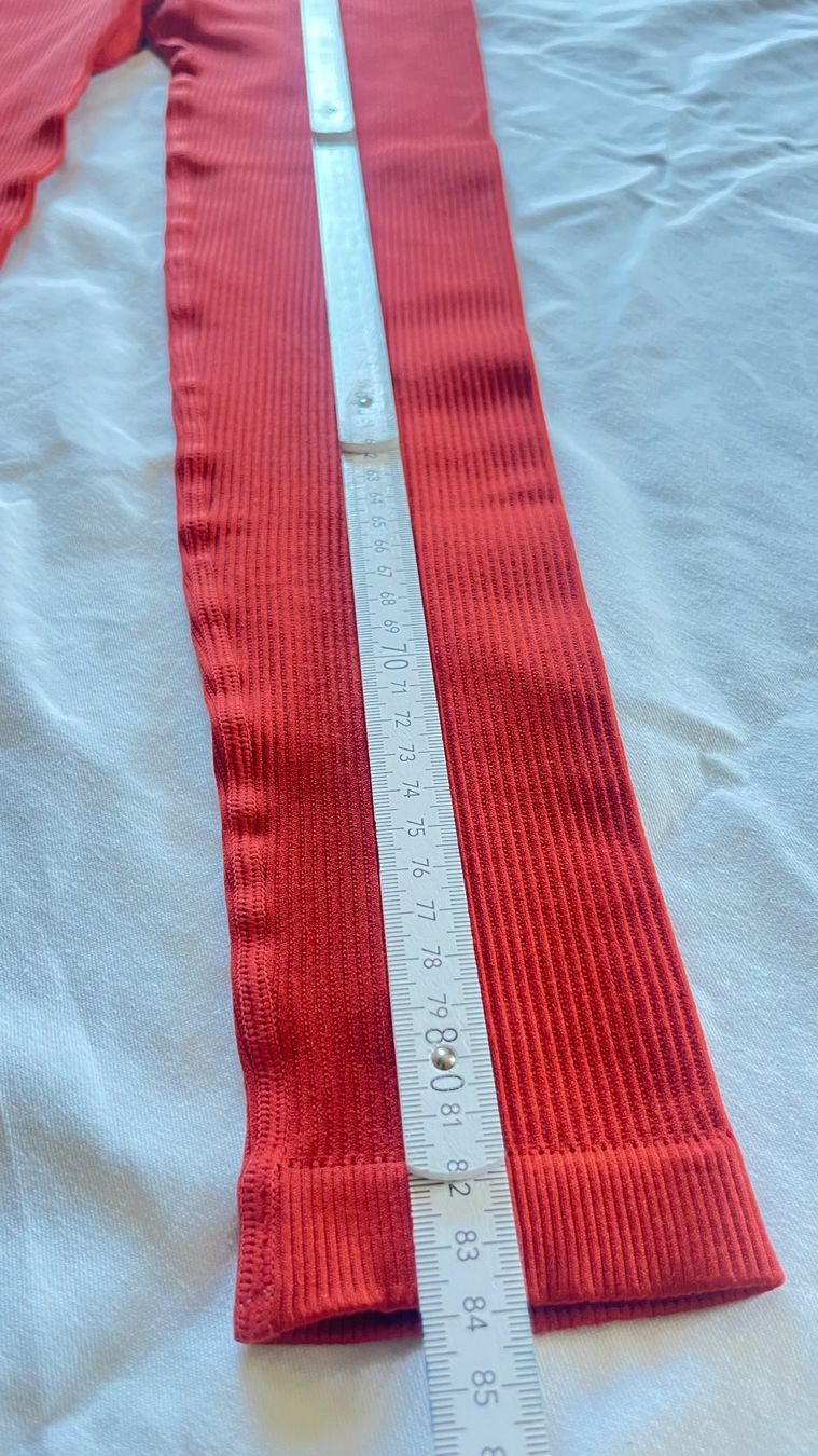 Leggings: Yoga Set XS – Usato da Davos Platz venduto da Infinity795 1