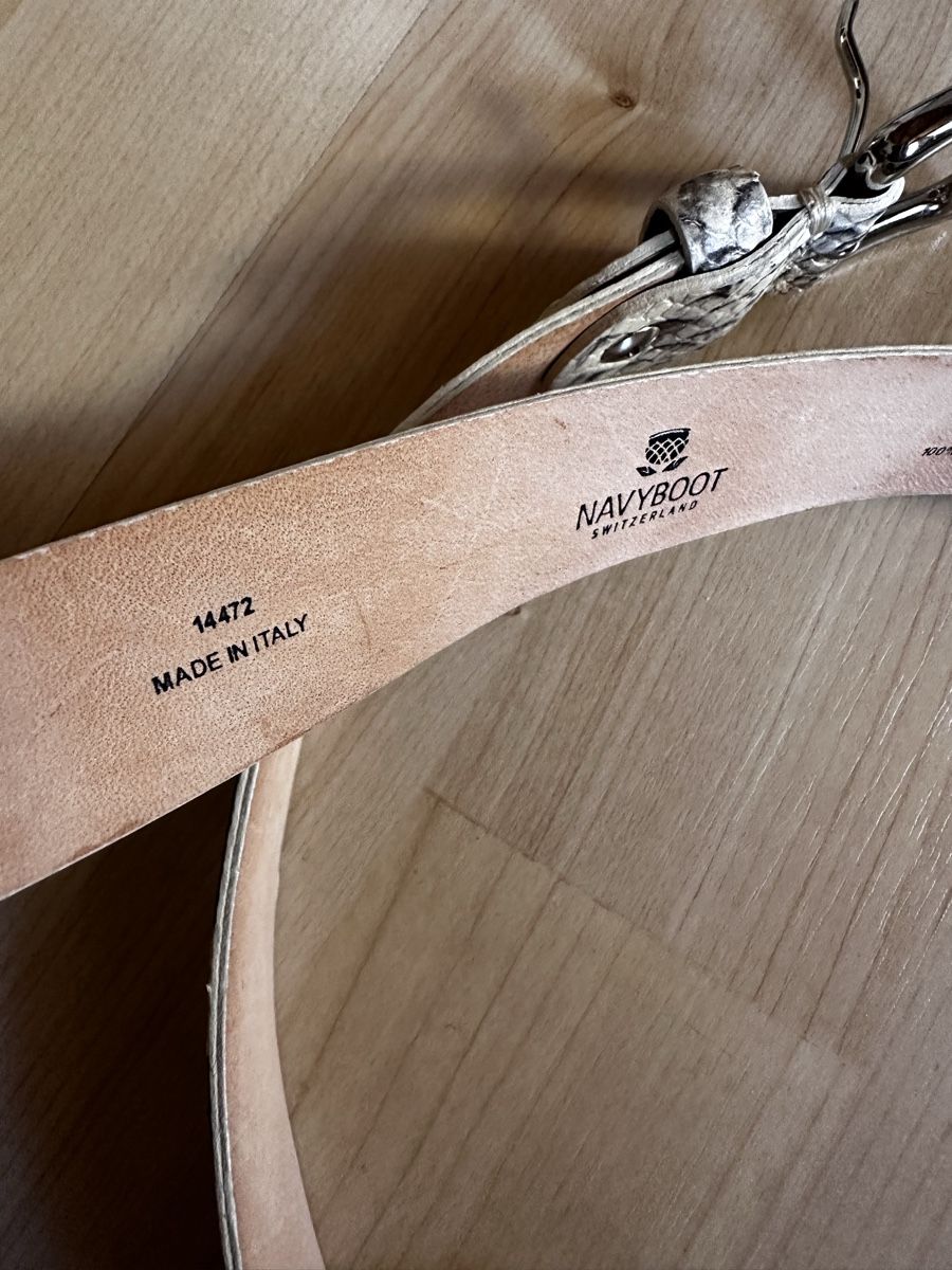 Navyboot Gürtel: Ceinture NAVYBOOT en cuir véritable effet python – taille 85 – Gebraucht aus Villeneuve VD von tat_9fhl 3