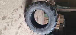 Pneu 440/65 R28