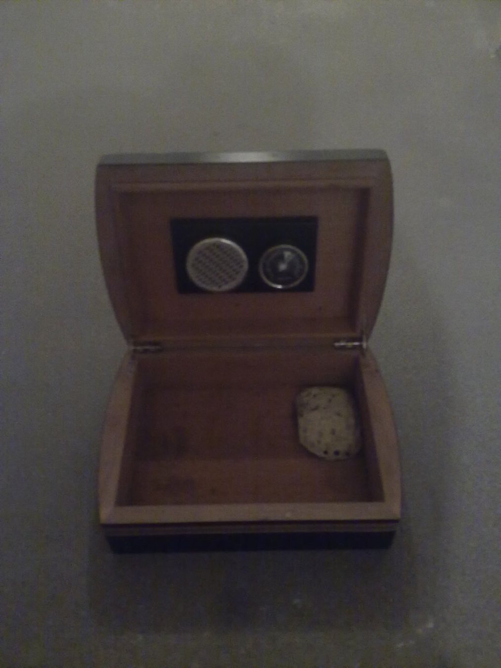Humidor per sigari: Humidor ca 25 x 15 cm – Usato da Effretikon venduto da mol_fv68