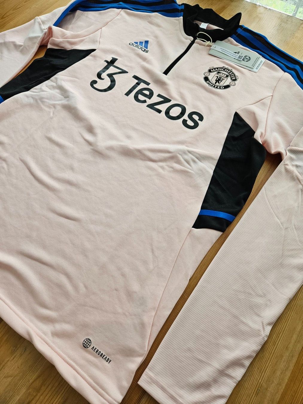 Adidas Leibchen & Hosen: Manchester United Trainingsoberteil NEU Gr. L ManU Pullover – Neu (gemäss Beschreibung) aus Hägglingen von United-Village-Trade 3