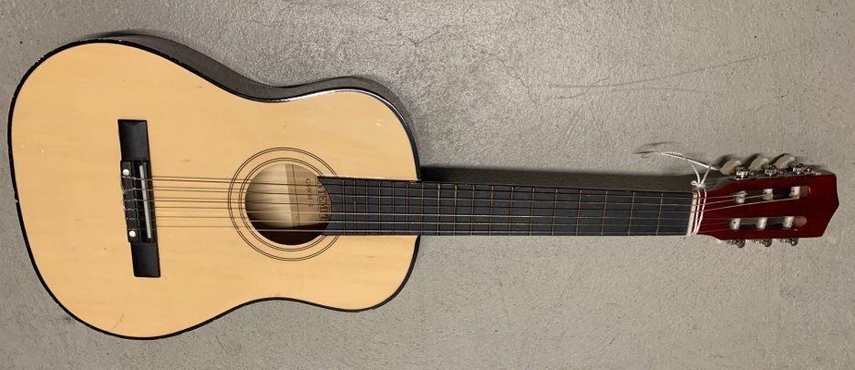 Strumenti musicali: Gitarre als Spielzeug, 86cm – Usato da Sins venduto da fruchtzwergli1