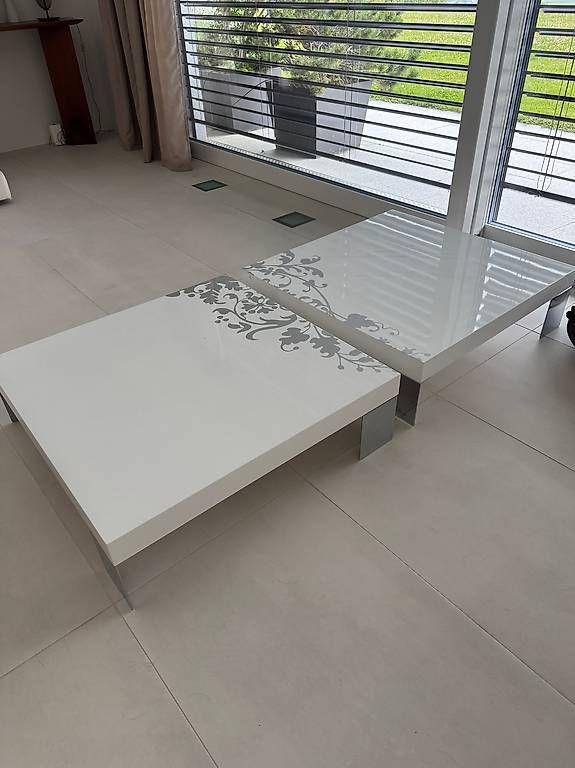 Tische: Zwei Couchtische – Gebraucht aus Oberwil-Lieli von JuHa