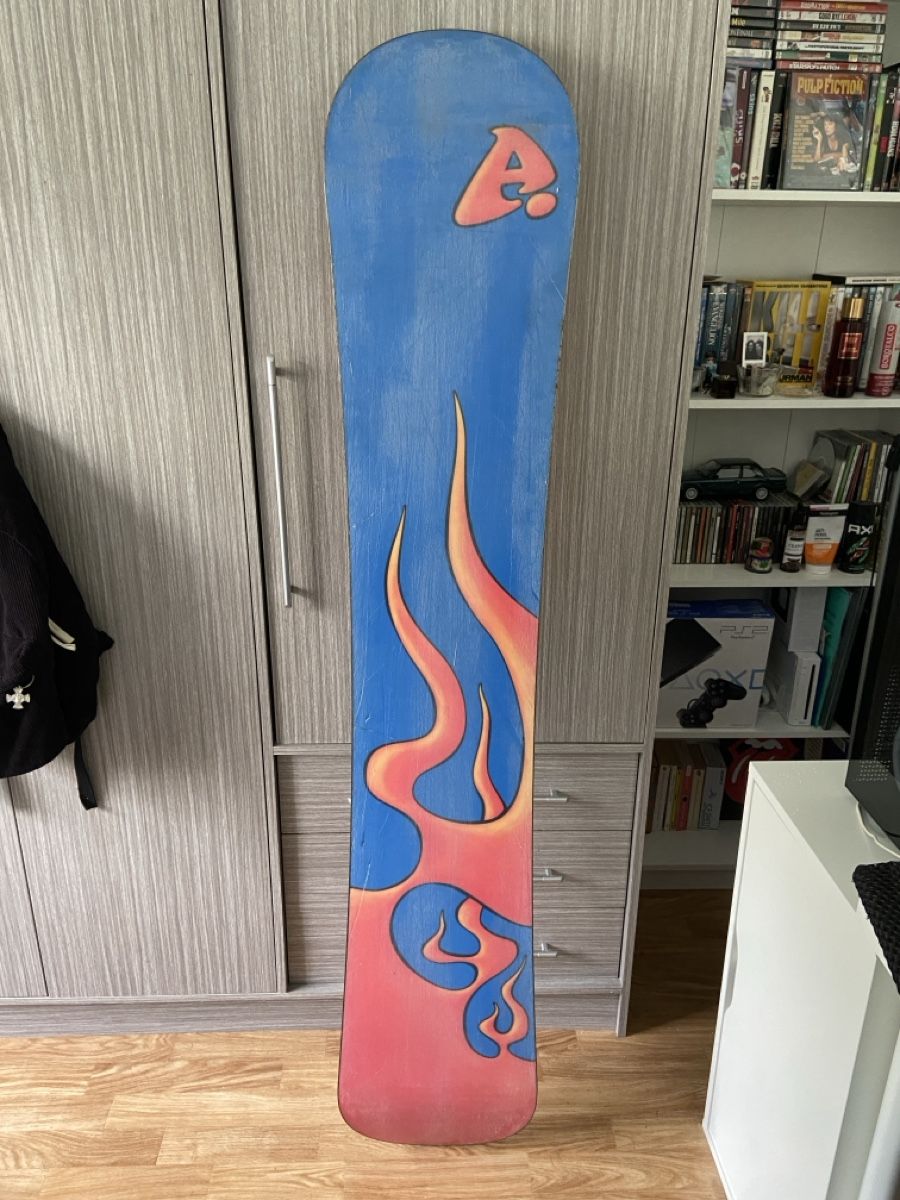 Boards: Planche Snowboard Asnowboard 164cm – Gebraucht aus Sion von reii 1