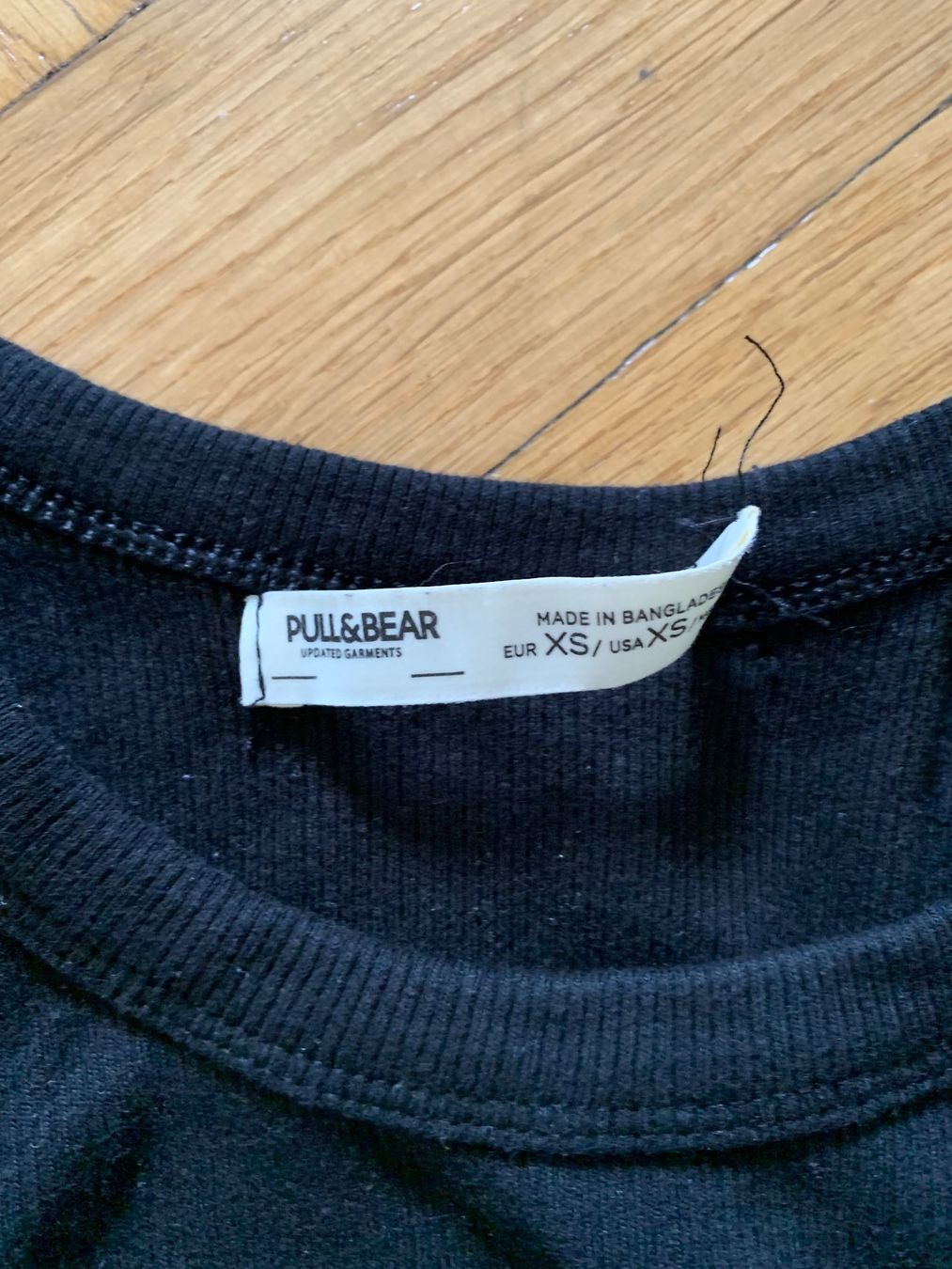 Pull&Bear Vestiti: Robe noire en coton côtelé pull & bear – Usato da Genève venduto da rez_c6c6 1
