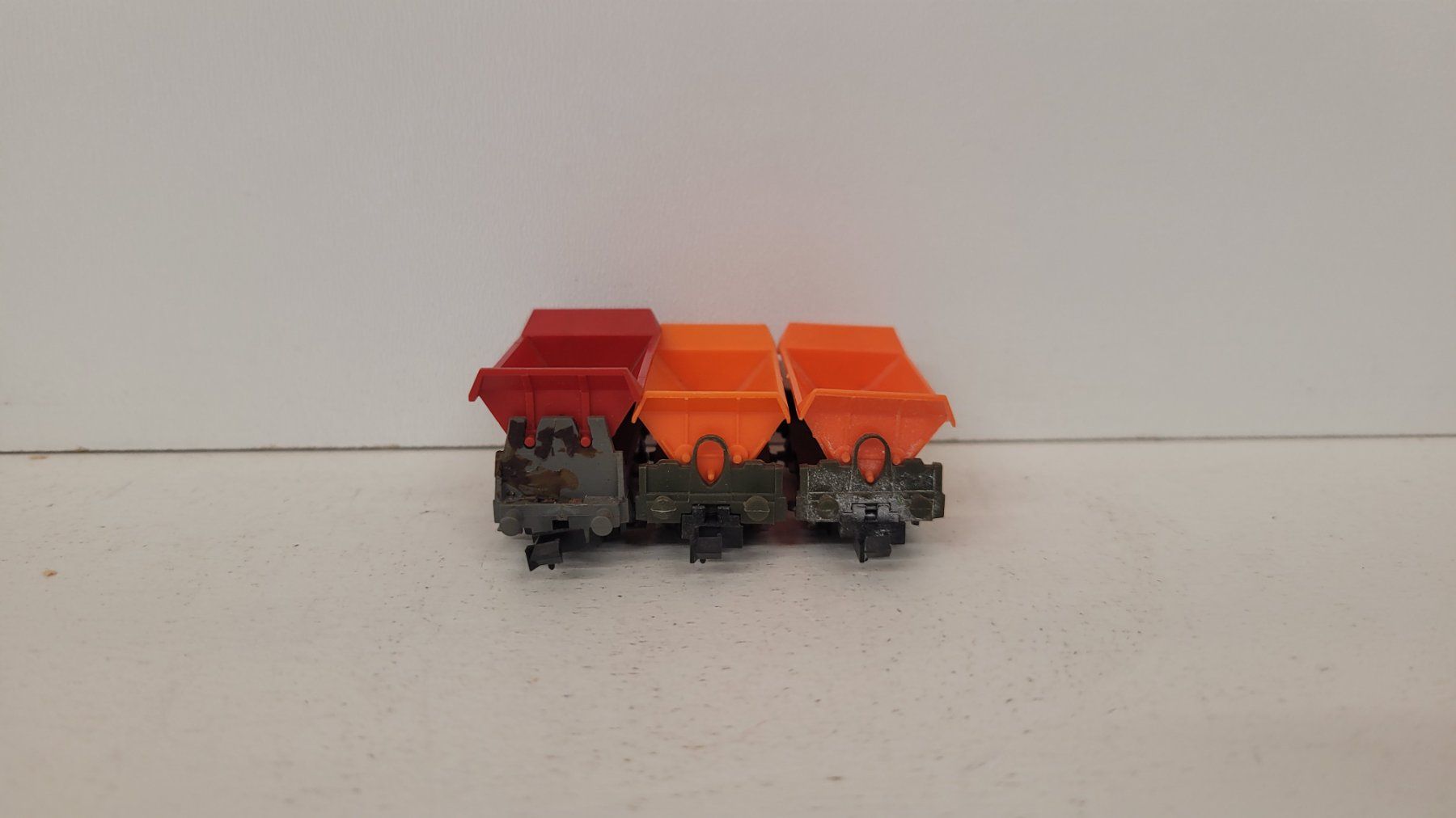 Piko Modellini di ferrovie: Spur N Arnold 4480 Kipplore Schotterwagen – Usato da Büsserach venduto da ModellbahnDepot 6