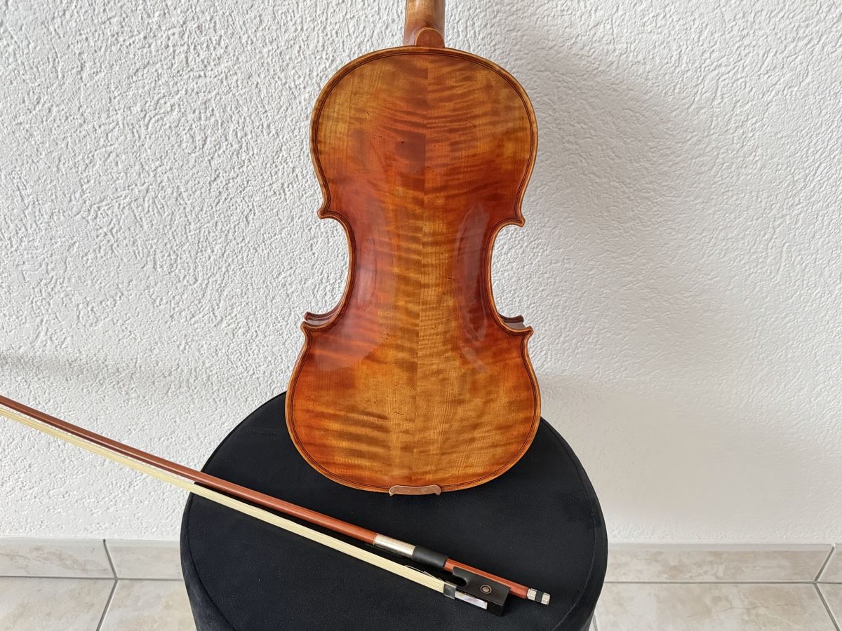 Musikinstrumente: Magnifique violon 4/4 – Gebraucht aus Bassecourt von 59.00chf 2