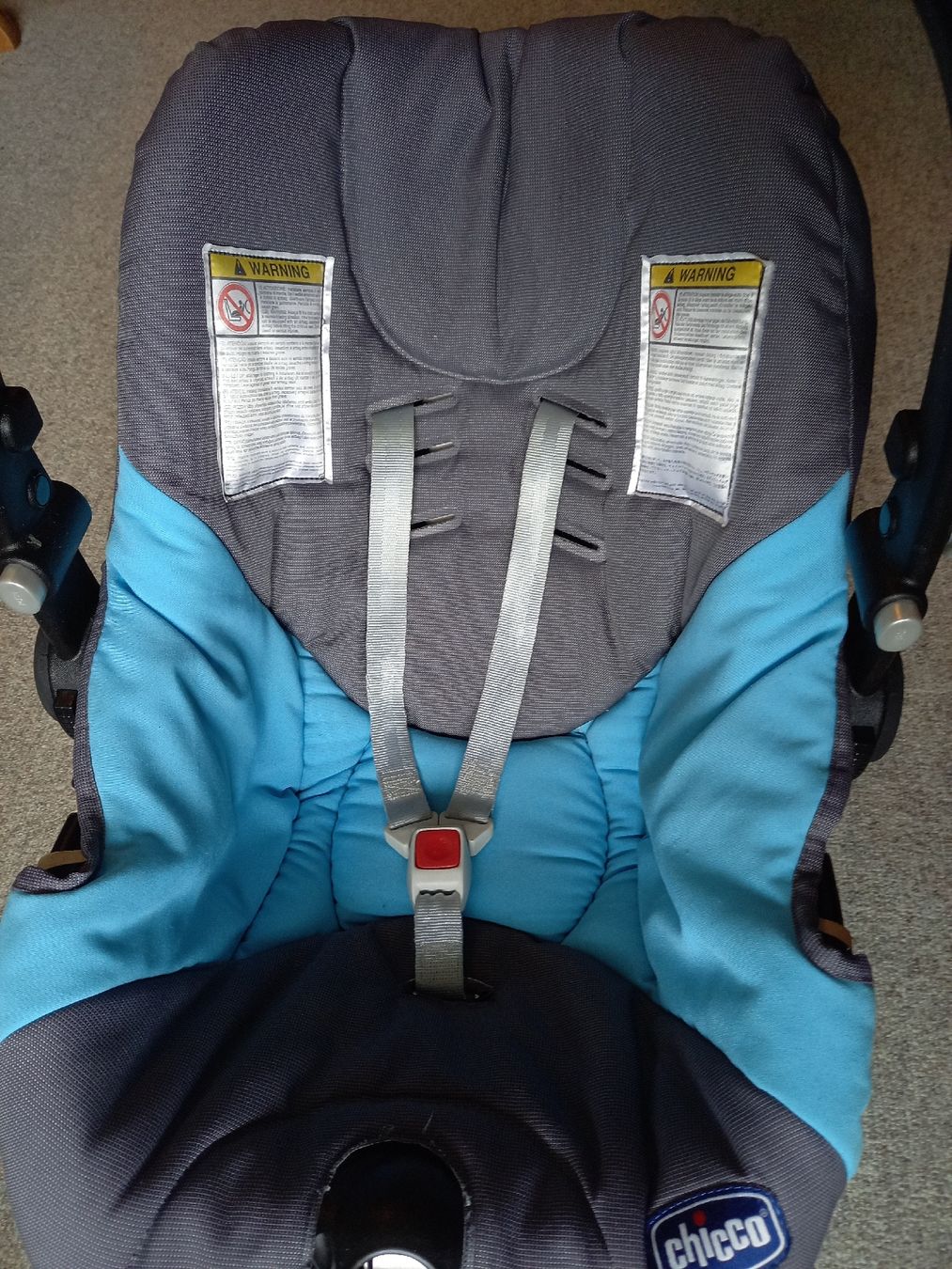Chicco Seggiolini per auto: Kinderautositz von Chicco – Usato da Lichtensteig venduto da patrik1990 1
