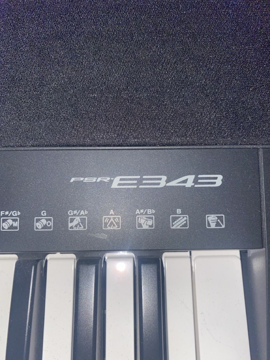 Yamaha Musikinstrumente: Keyboard Yamaha PSR-E343 schwarz – Gebraucht aus Watt von Willis4 1