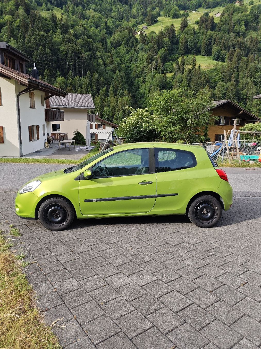 Renault Automobili: Renault Clio – Difettoso da Spiringen venduto da Rege0 2