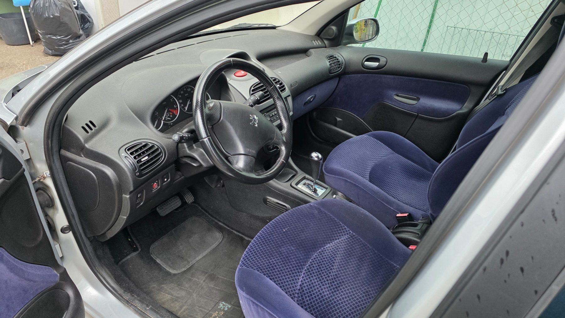Peugeot Automobili: Peugeot 206 Automat – Usato da Arbon venduto da .Tropxe. 5