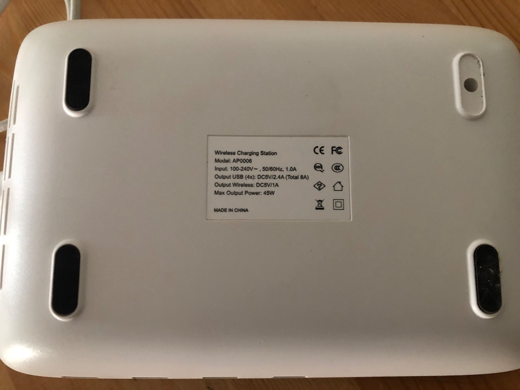 Caricabatterie: Wireless Charger Station + usb – Nuovo (secondo la descrizione) da allschwil venduto da Admin1456 1