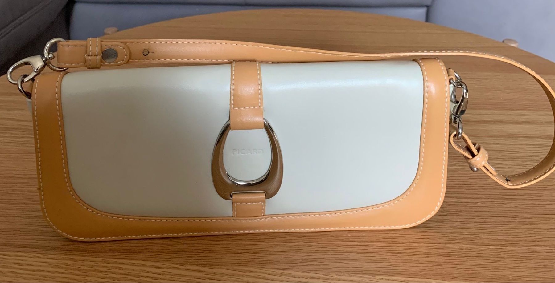 Picard Borse da donna: Picard Leder Tasche Clutch weiss helles orange Aprikose – Usato da Nussbaumen AG venduto da brigitebardot 2