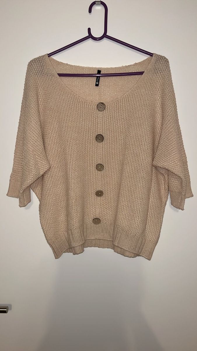 Top: Strickoberteil Grösse M,beige, locker fallend – Usato da Dübendorf venduto da ani_xht5