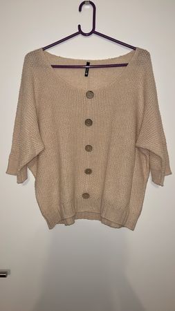 Strickoberteil Grösse M,beige, locker fallend
