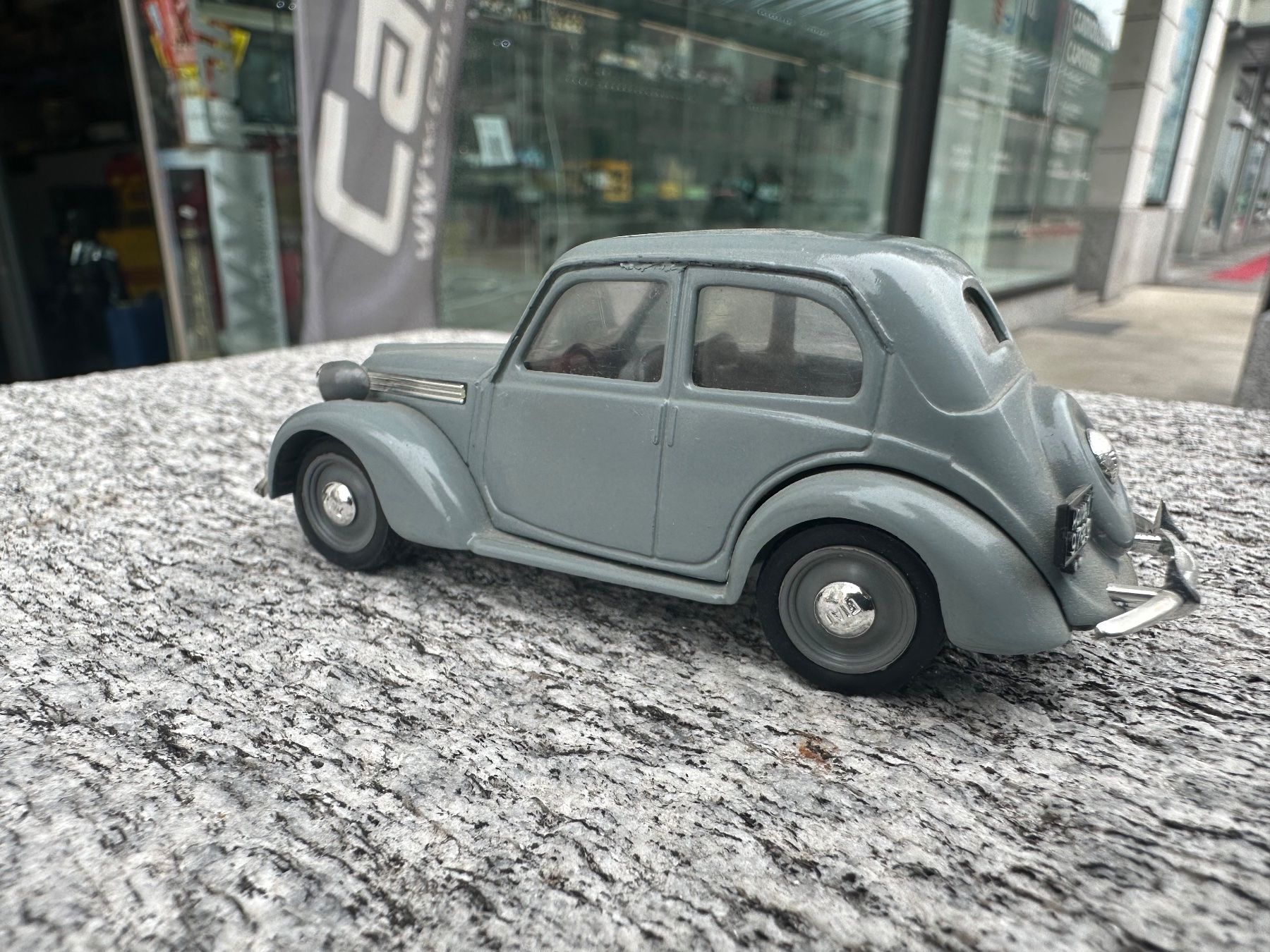 Kit di modellismo & Modellini statici: Brumm  1:43 Fiat Balilla – Usato da Chiasso venduto da Carrara-Modellismo 1