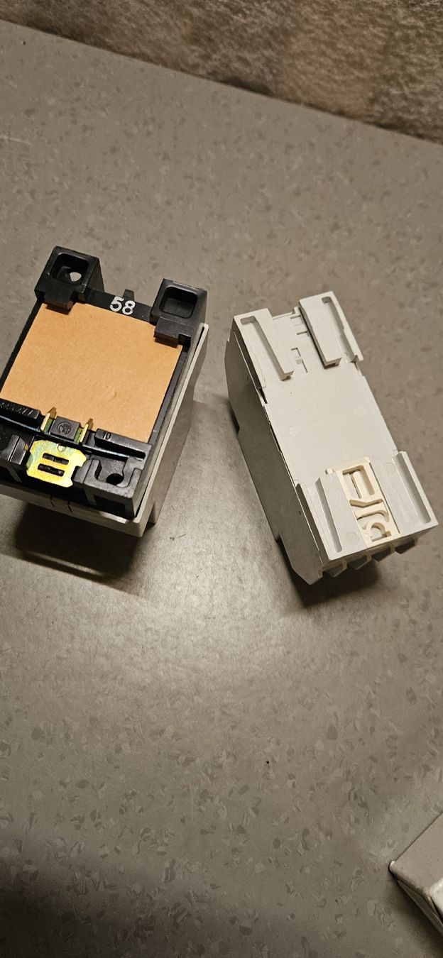 Interruttori: AEG Schütz LH21, 20A, – Usato da Baar venduto da Vel...Baar45 3