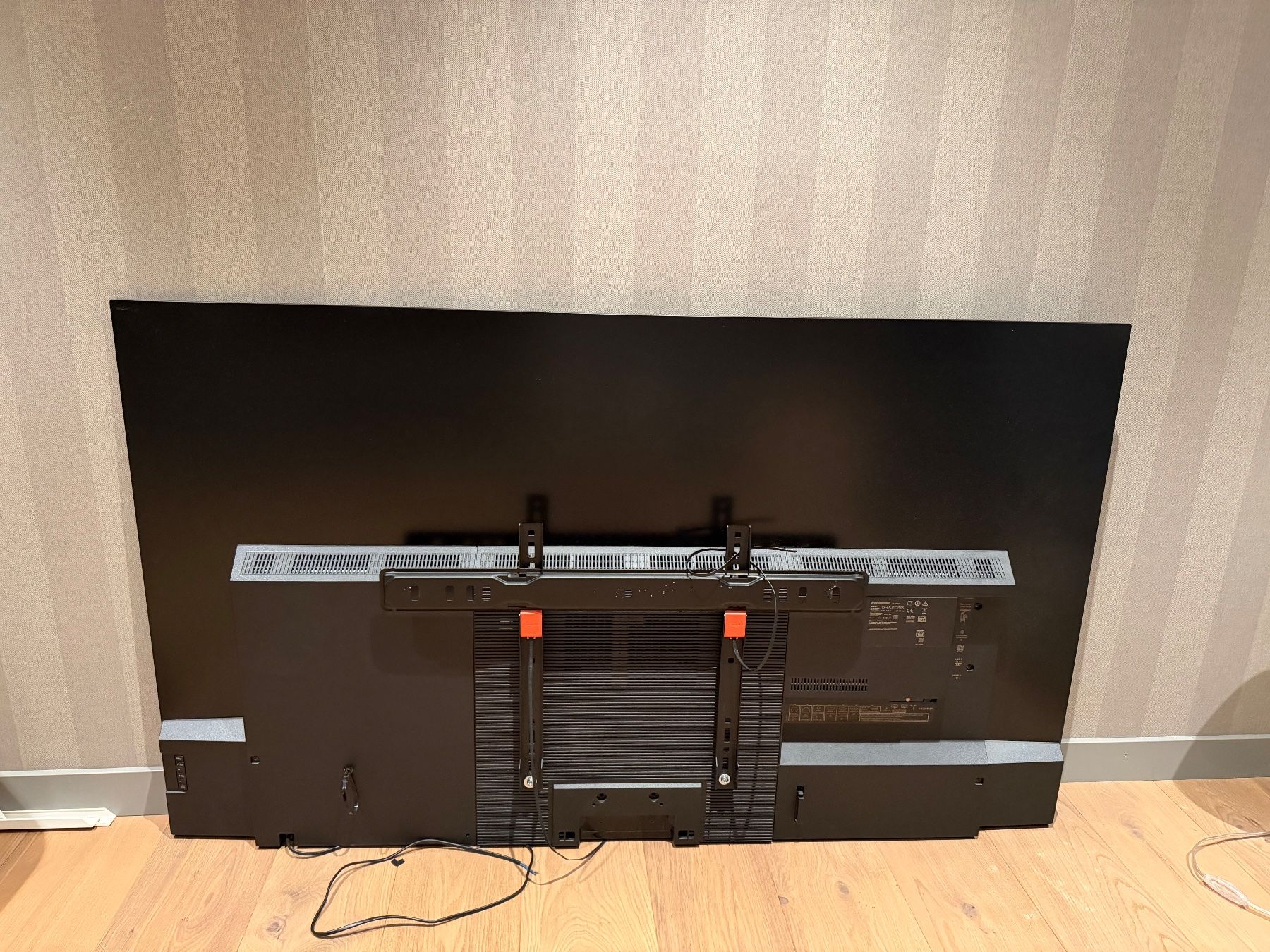 Panasonic Televisori: Panasonic OLED 65 Zoll TV – Usato da Rüschlikon venduto da Fischerman75 3