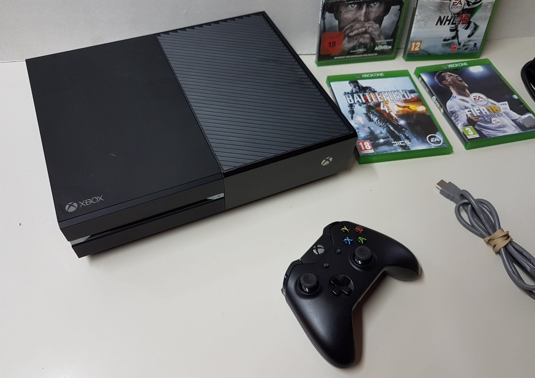 Microsoft Console: 😎Xbox One Konsole mit Spiele – Usato da Schüpfheim venduto da Games_Spielkonsolen 2