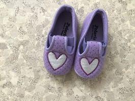 neue violetti Kinder Hausschuhe, Grösse 22